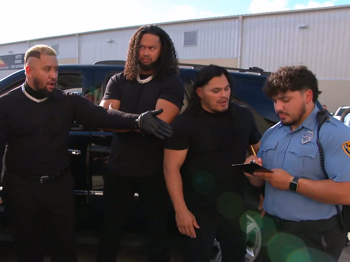 WWE SmackDown Live Results: John Cena and Cody Rhodes contract signing, Bloodline car accident