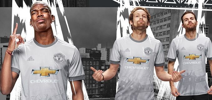 Manchester United reintroduce new grey kit 21 years after Sir Alex Ferguson banned it