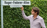 Swiss tennis player Roger Federer poses : News Photo