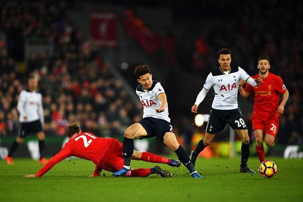 EPL 2017/18: Spurs and Liverpool run risk of being left behind