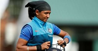 Shoulder injury forces Harmanpreet Kaur to skip Women's Super League