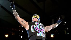 10 unmasked photos of Rey Mysterio fans must see