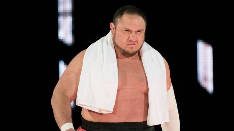 Joe may have injured his knee at a recent WWE live event