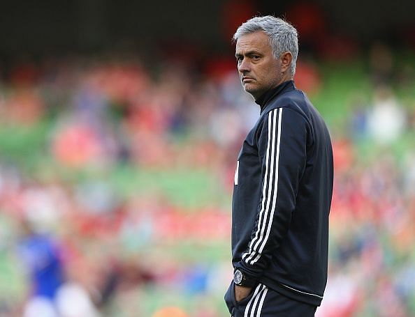 3-5-2 should be the way forward for Manchester United