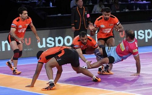 U Mumba (here against Jaipur) will take on Puneri Paltan in Mumbai