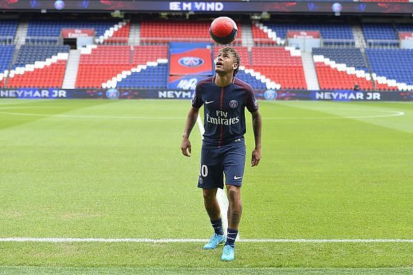 Neymar Signs For PSG