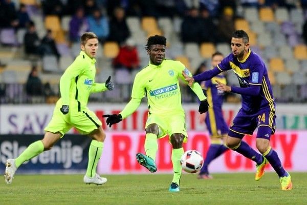 ISL 2017: Kerala Blasters complete second foreign signing