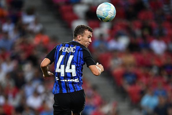 Manchester United transfer round-up: Fellaini to leave in January, Inter ready to sell Perisic and more