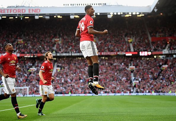 Manchester United v Leicester City - Premier League