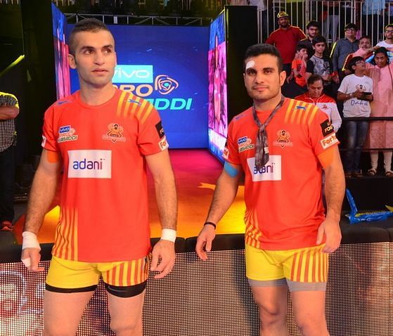 Fazel Atrachali (L) has continued from where he left off in Season 4
