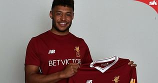 Twitter explodes as Liverpool beat Chelsea to sign Arsenal's Alex Oxlade-Chamberlain