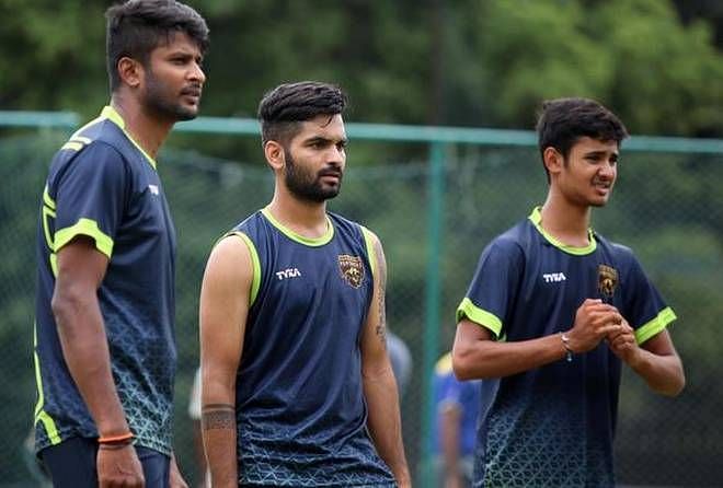 Shubhang Hegde (R) alongside his Panthers teammates