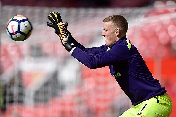 Fantasy Premier League tips: Goalkeepers and Defenders to pick for Gameweek 7