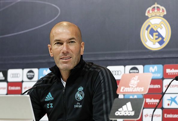Real Madrid transfer news: Zidane signs contract extension, Ronaldo stops Lewandowski transfer and more
