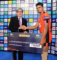 Srikanth Jadhav was in stellar form in the home leg for U Mumba.