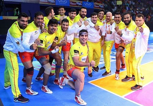 Gujarat FortuneGiants.JPG