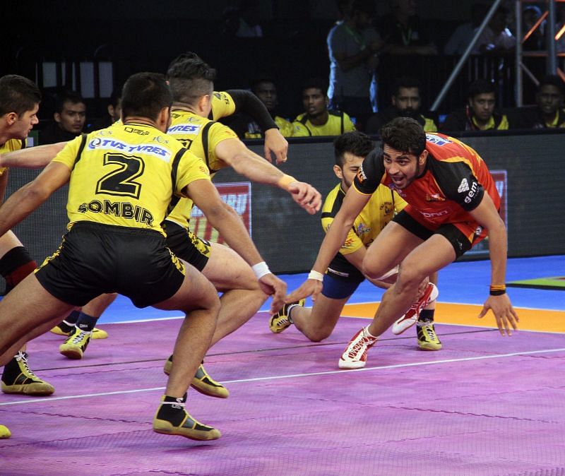 Bulls' Ajay Kumar was too passive on the crucial final raid which gave the Titans the tie