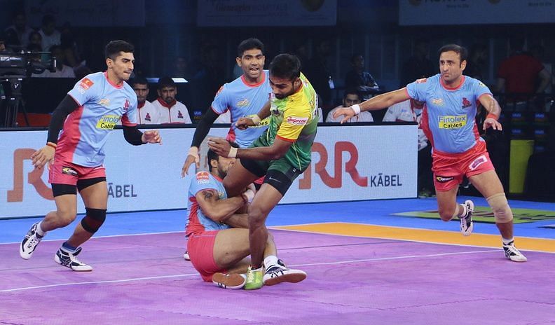 Even Monu Goyat made merry in front of a weak Jaipur defence on Tuesday