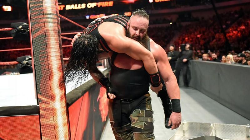 Roman Reigns took on Braun Strowman in a Last Man Standing Match