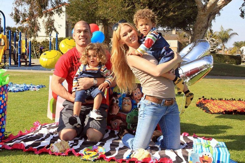 This picture of Tito Ortiz and his twins was taken back when he and Jenna Jameson were in a relationship.