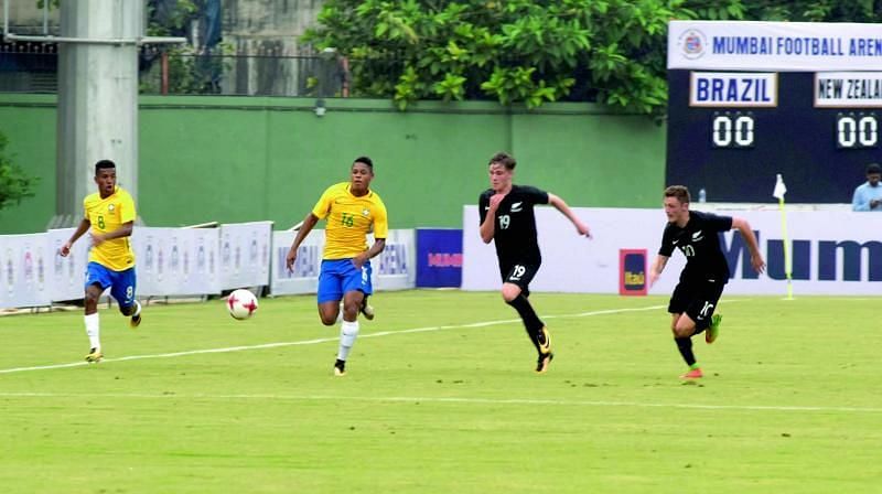 Brazil and New Zealand roughing it out in a pre-World Cup friendly (h/t Asian Age)