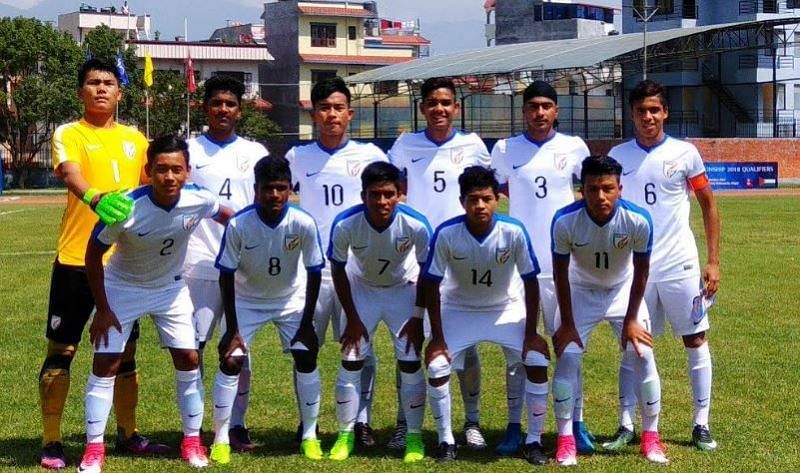 India U16 football team.jpg