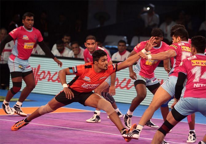 Srikanth Jadhav picked up 12 points in the match against the Patna Pirates.