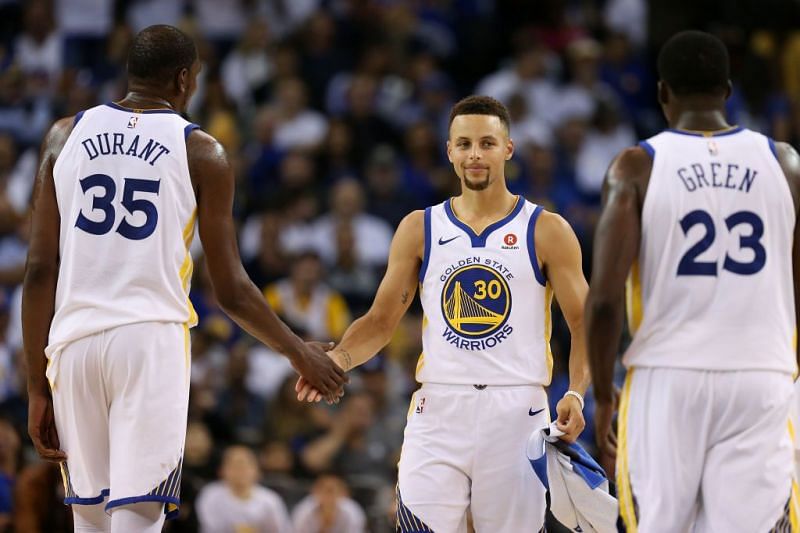 Stephen Curry and Kevin Durant combined for a late 10-0 run to save the game.