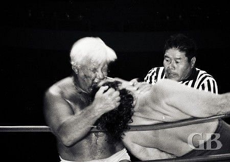 Biting on the forehead was apparently acceptable in wrestling fifty-five years ago