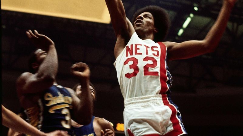 Julius Erving #32