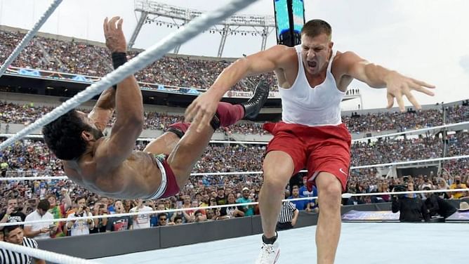 WWE News: Jinder Mahal says he has not forgotten Rob Gronkowski