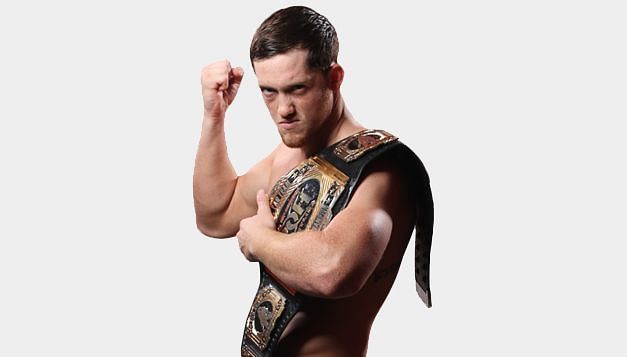 Kyle as ROH world champion.