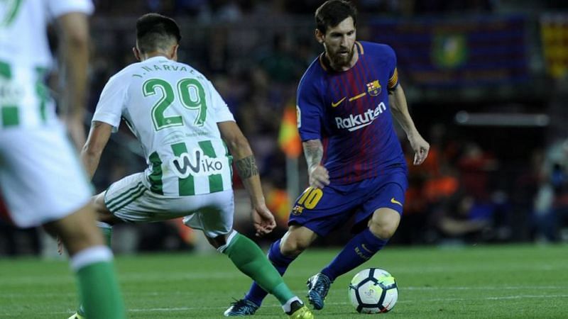 Valverde reassigns Messi to the False 9 role