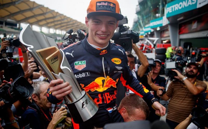 Max Verstappen with the trophy