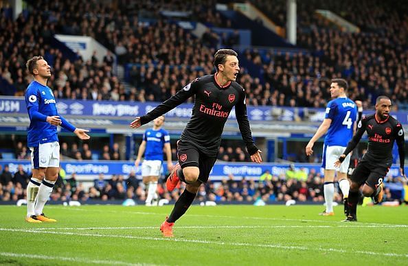 Mesut Ozil goal Everton Arsenal