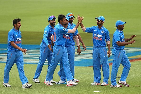 England v India: Carlton Mid ODI Tri Series - Game 6