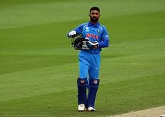 Ravi Shastri's timely advice has helped me: Karthik