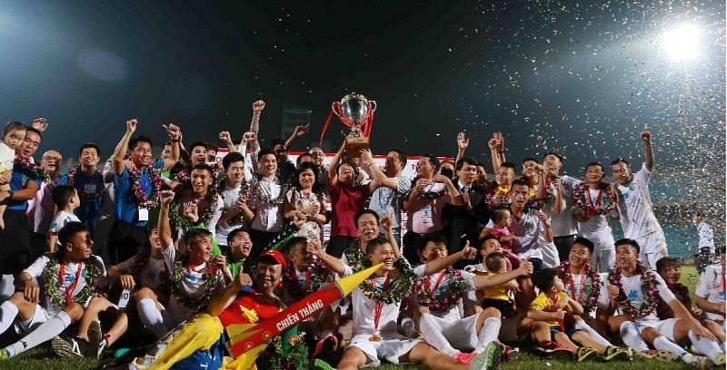 Will Ha Noi be lifting the trophy again next week?