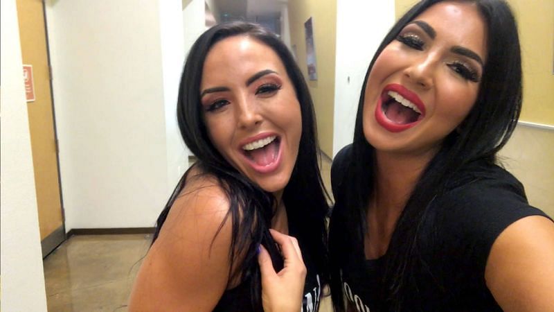NXT Iconic Duo