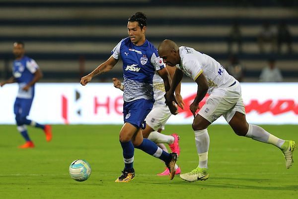 Marcio foul Miku Bengaluru FC vs Mumbai City