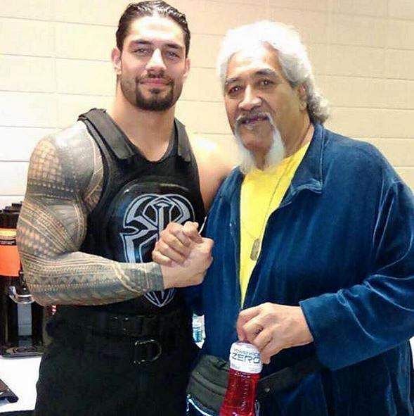 Roman Reigns with his father, Sika Anoa?i