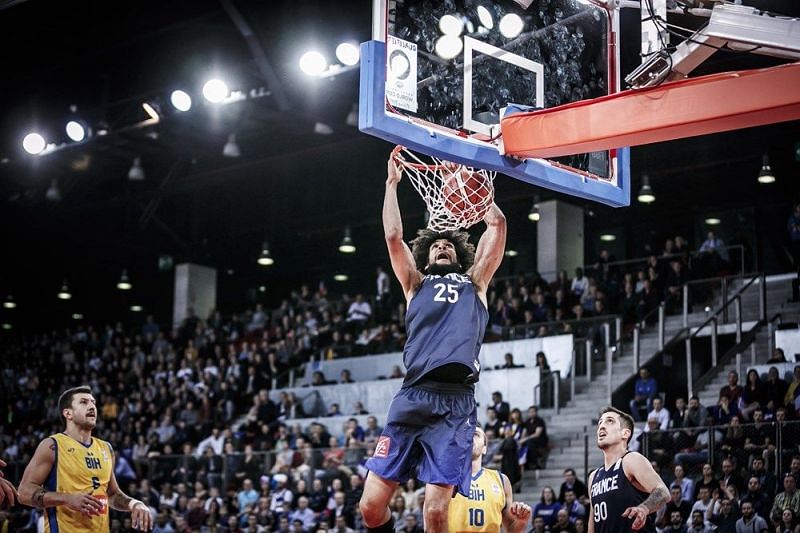 France&#039;s Louis Laberyie throws down a dunk for the 2-0 French team.