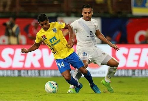 Mehtab in action for the Blasters against Mumbai City FC