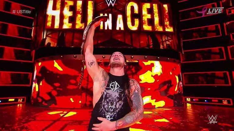 Baron Corbin at Hell in a Cell with the US title