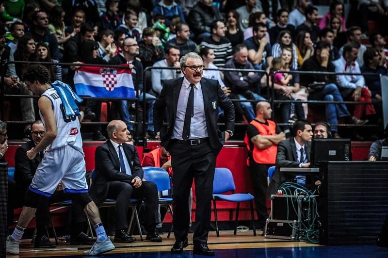 Coach Romeo Sacchetti leading his Italian squad to a 2-0 start.