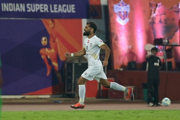 Balwant Singh was allowed too much space for his first goal (Image: ISL)