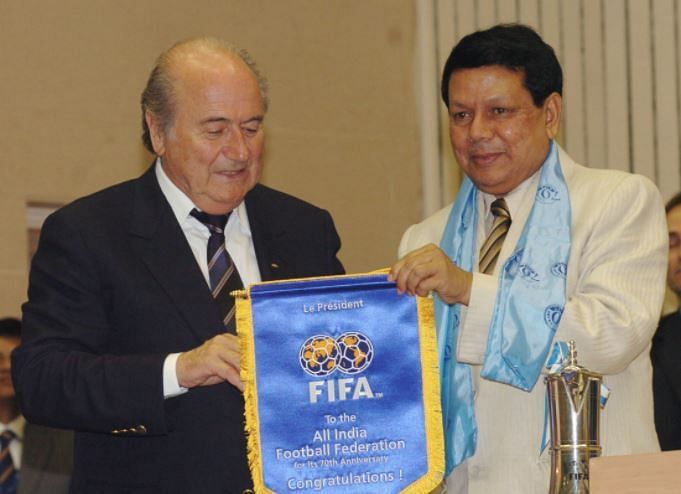 Priya Ranjan Dasmunsi with ex-FIFA chief Sepp Blatter. (Photo: ISL)