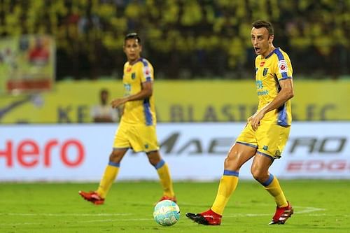 Dimitar Berbatov had a lot more influence on the game. (Photo: ISL)