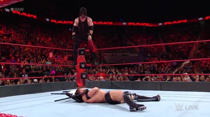 Kane vs. Finn Balor