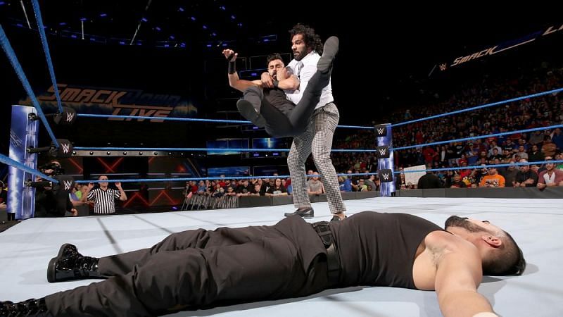 How did this week of SmackDown Live fare, heading into Clash of Champions?